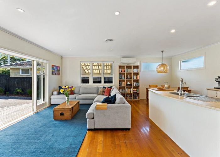  at 25 Sloane Street, Glen Innes, Auckland