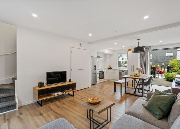  at 31 Cessna place, Mangere, Auckland