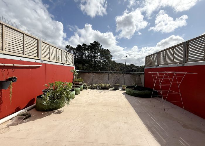  at 3D/20 Ian Marwick Place, Birkenhead, North Shore City, Auckland