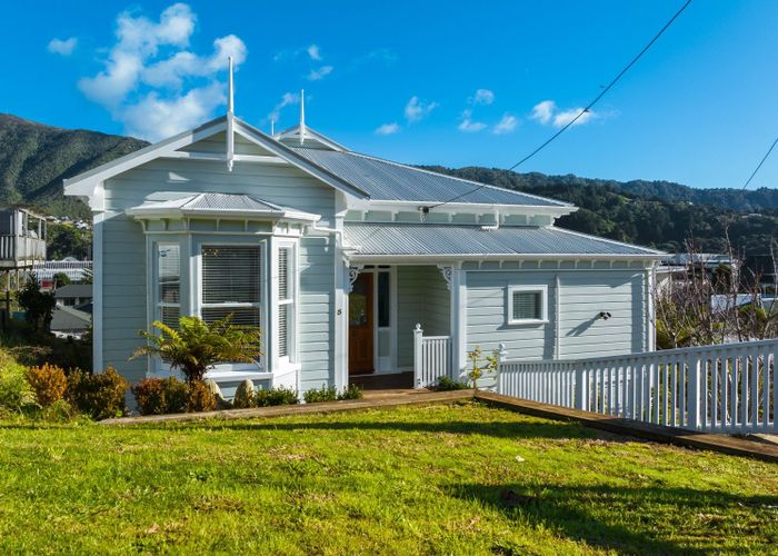  at 5 Taranaki Street, Picton