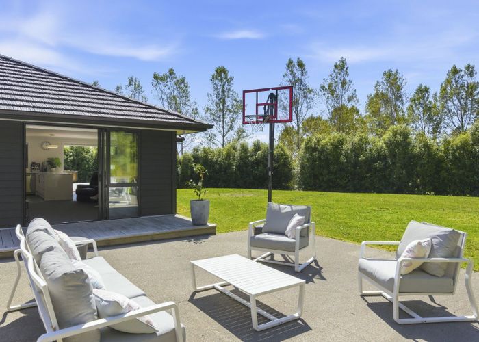  at 6 Hadfield Road, Peka Peka, Kapiti Coast, Wellington