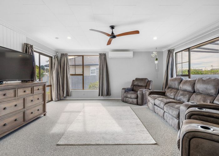  at 38 Boston Avenue, Hornby, Christchurch City, Canterbury