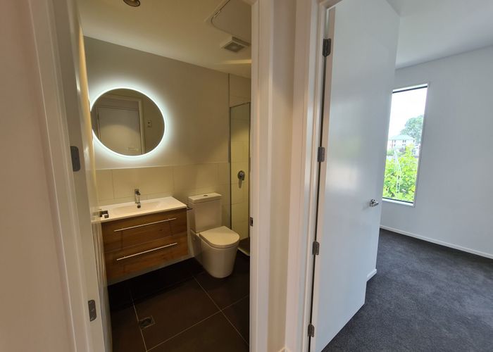  at 3/243 Cambridge Tce, City Centre, Christchurch City, Canterbury