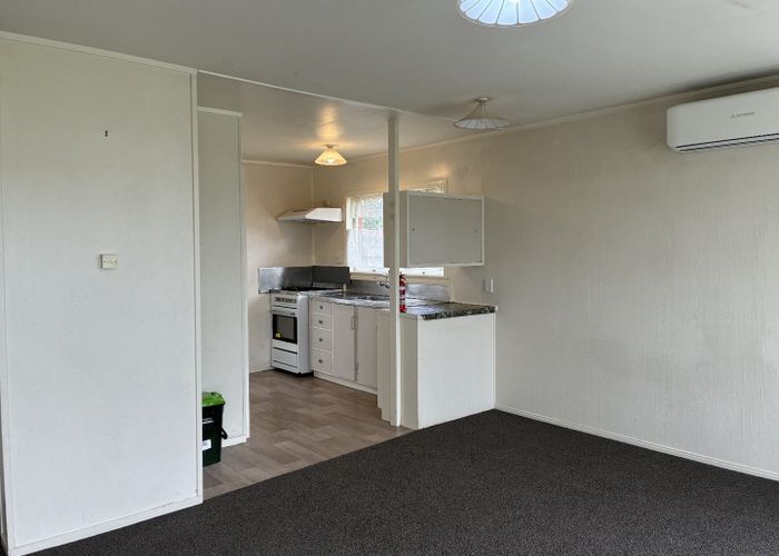  at 1/52 Puhinui Road, Papatoetoe, Manukau City, Auckland