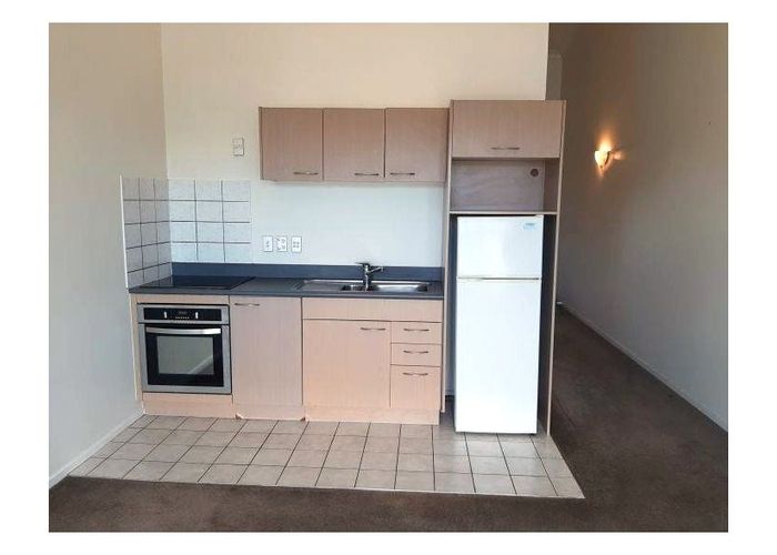  at 321/3 Morningside Drive, Morningside, Auckland City, Auckland