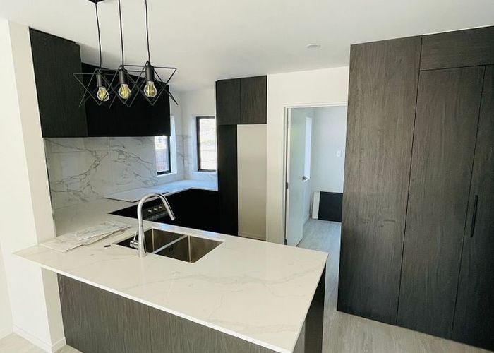  at 1/187 Gray Avenue, Papatoetoe, Manukau City, Auckland
