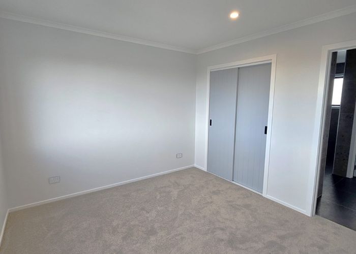  at 9B Camrose Place, Glenfield, North Shore City, Auckland