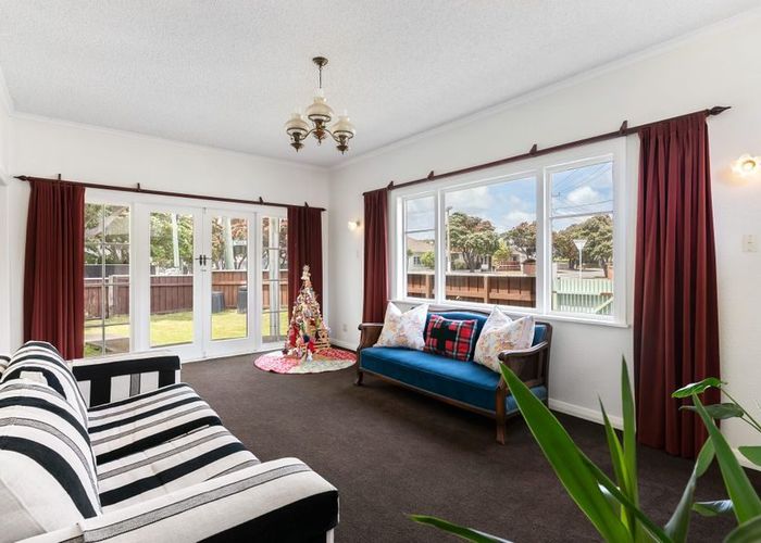  at 43 Dundas Street, Seatoun, Wellington
