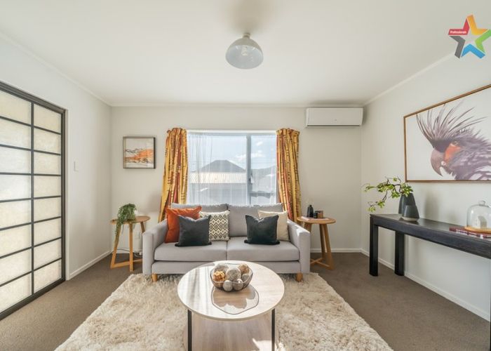  at 2/83 Wainuiomata Road, Wainuiomata, Lower Hutt