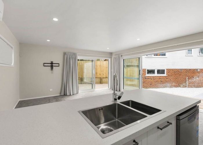  at 30a Compton Street, Hillcrest, North Shore City, Auckland