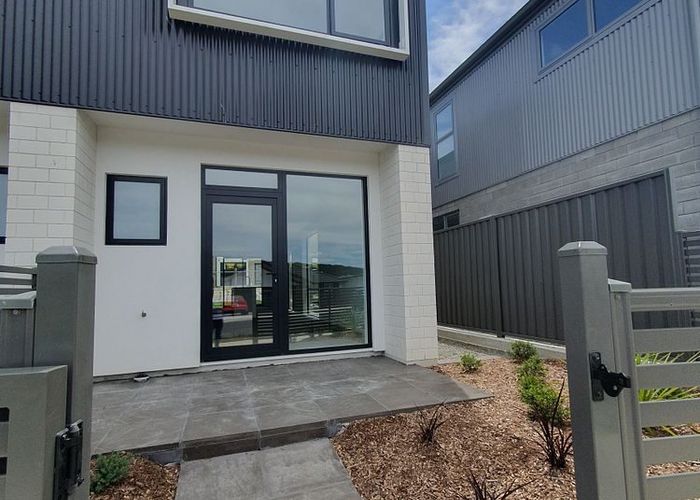  at 9 Tokitoki Way, Kenepuru, Porirua, Wellington