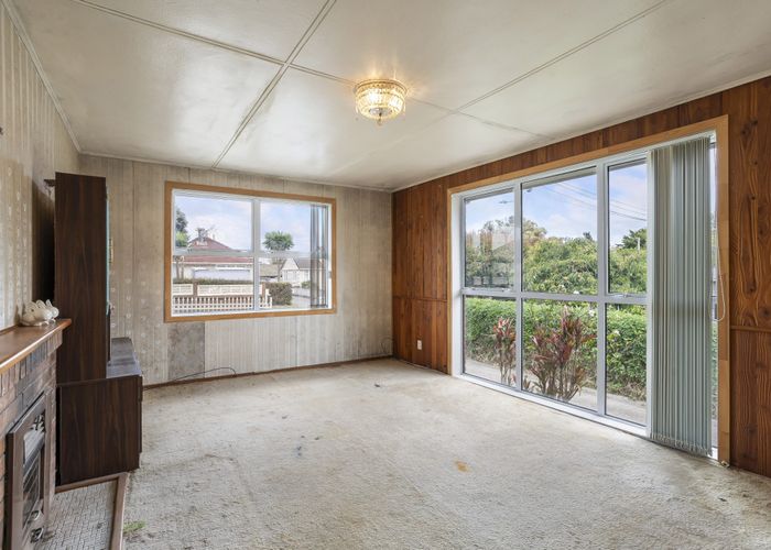  at 13 Bond Place, Onehunga, Auckland