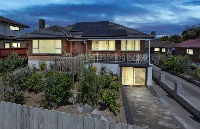  at 19 Dryden Avenue, Papatoetoe, Manukau City, Auckland