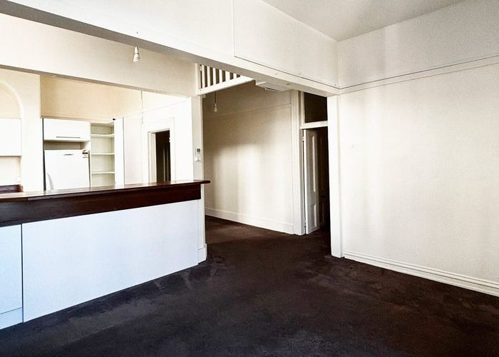  at Bottom Flat/33 Hankey Street, Mount Cook, Wellington, Wellington