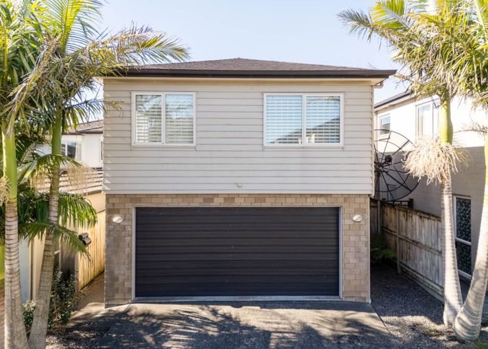  at 218 Murphys Road, Flat Bush, Manukau City, Auckland