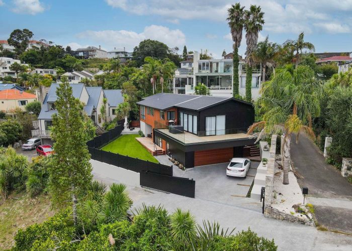  at 19 Wilding Avenue, Northcote Point, North Shore City, Auckland