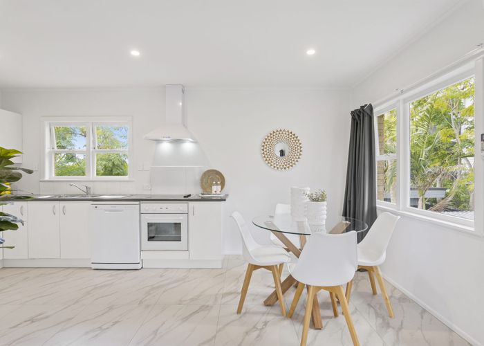  at 4/52 St Michaels Avenue, Point Chevalier, Auckland