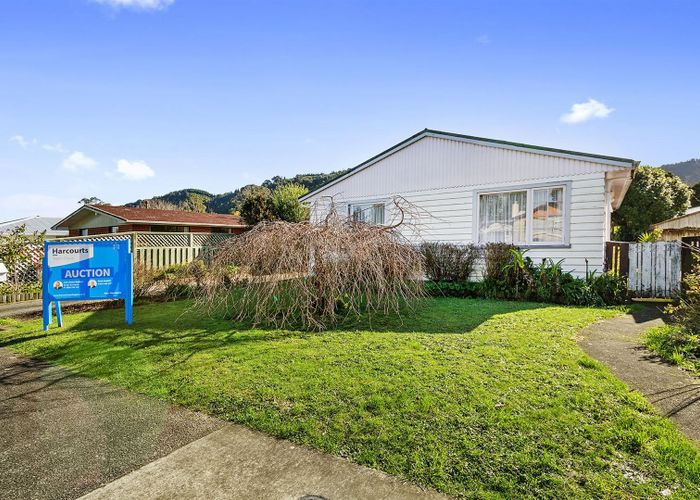  at 85 Holdsworth Avenue, Trentham, Upper Hutt