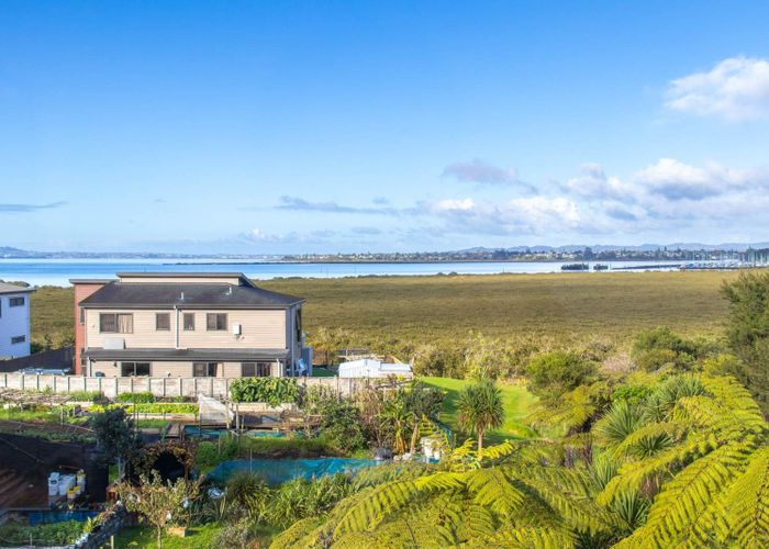  at 4/28 Brickworks Bay Road, Hobsonville, Waitakere City, Auckland
