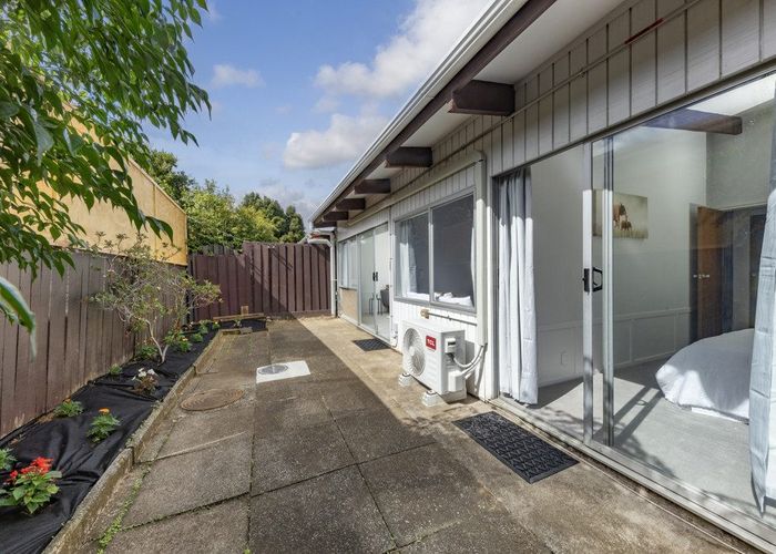  at 3/30 Turama Road, Royal Oak, Auckland