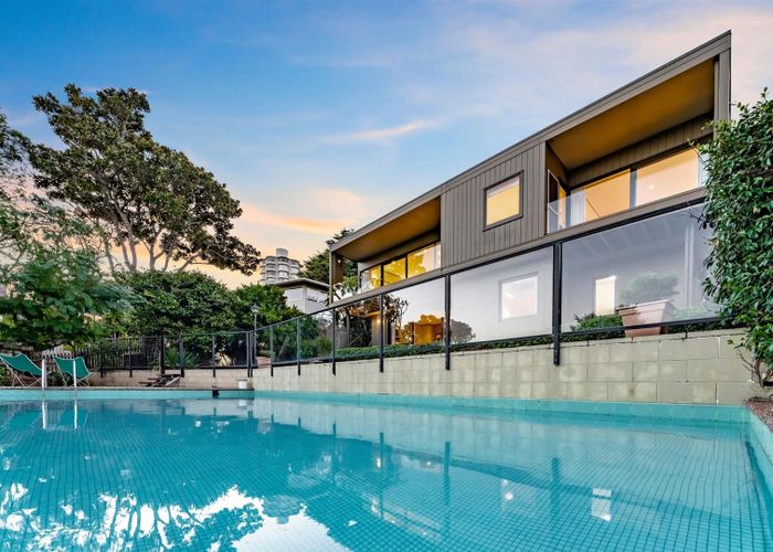  at 47 Sylvan Park Avenue, Milford, North Shore City, Auckland