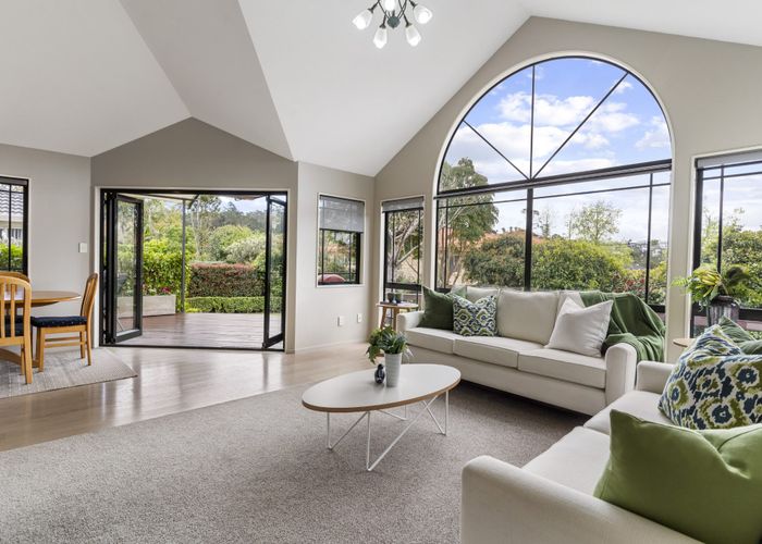  at 5 Advance Way, Albany, Auckland