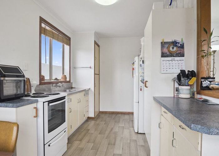  at 7 Blease Street, New Lynn, Waitakere City, Auckland