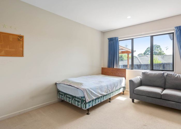 at 28 Cartmel Avenue, Massey, Auckland