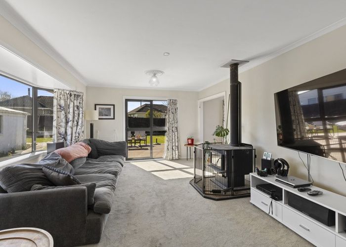  at 58 Sandown Crescent, Aranui, Christchurch City, Canterbury
