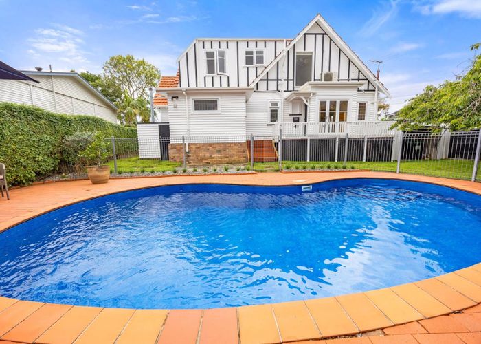  at 18 Fairholme Avenue, Epsom, Auckland City, Auckland