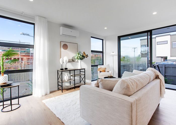  at 2/129 Richardson Rd, Mount Albert, Auckland City, Auckland
