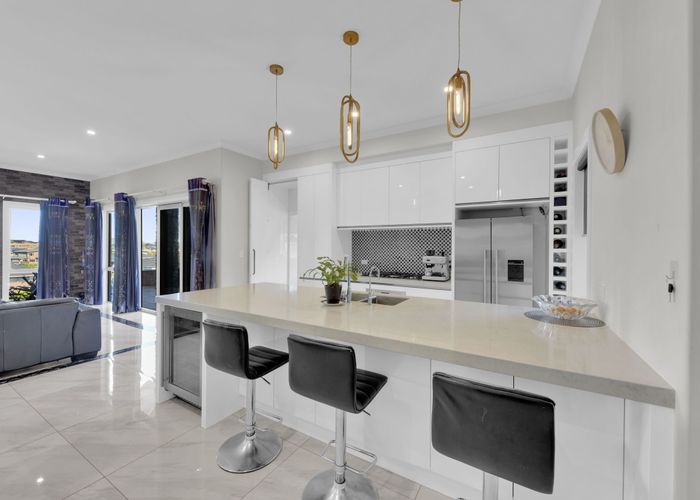  at 10 Glaisdale Crescent, Flagstaff, Hamilton, Waikato