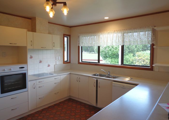  at 27 Davison Road, Newstead