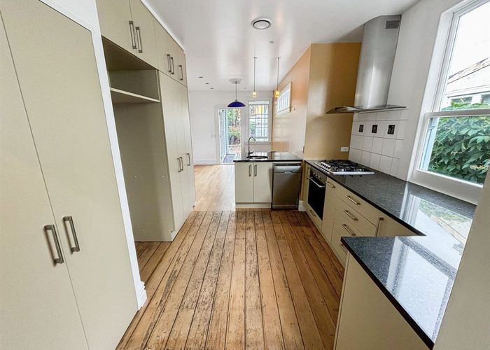  at 16 Hastings Street West, Sydenham, Christchurch City, Canterbury
