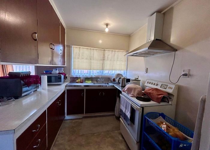  at 2/29 Hoteo Avenue, Papatoetoe, Manukau City, Auckland