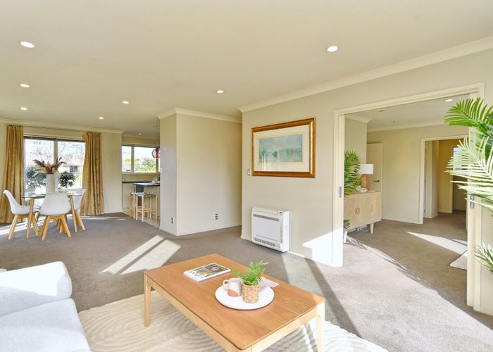  at 8 Ross Place, Northwood, Christchurch
