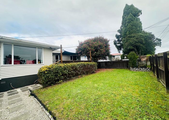  at 25 Larnoch Road, Henderson, Waitakere City, Auckland