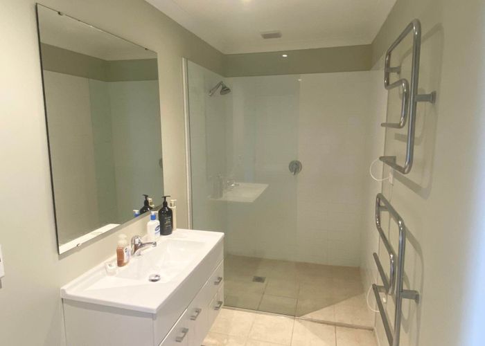  at 53A De Luen Avenue, Tindalls Beach, Whangaparaoa