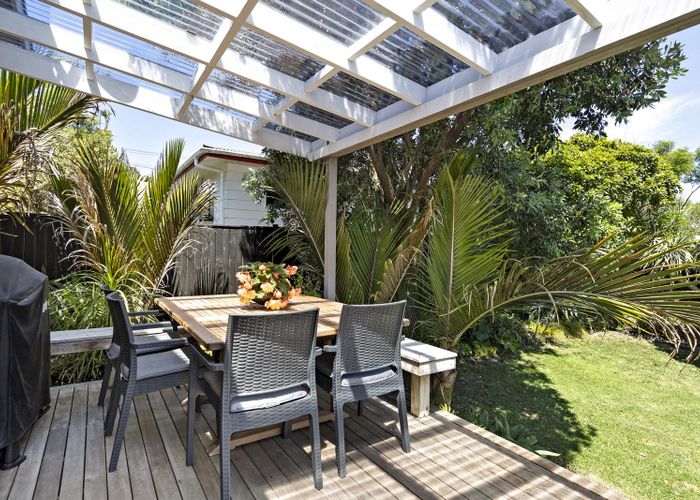  at 49 Kings Road, Three Kings, Auckland