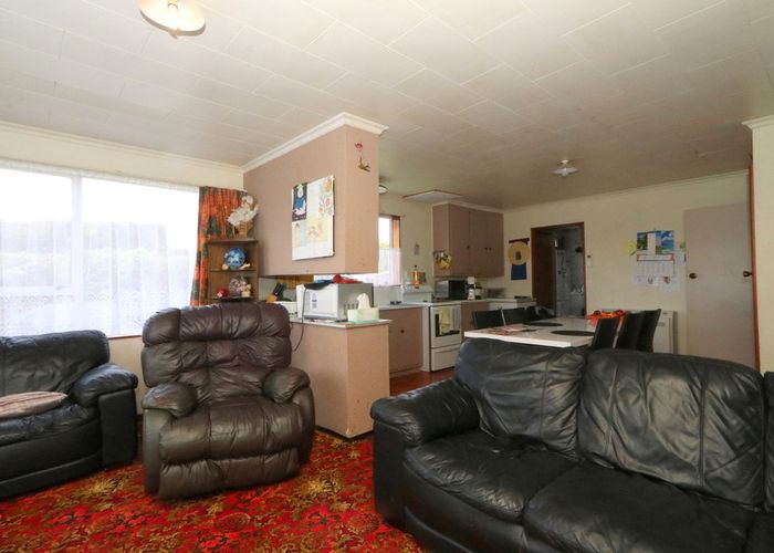  at 361 Chesney Street, Clifton, Invercargill