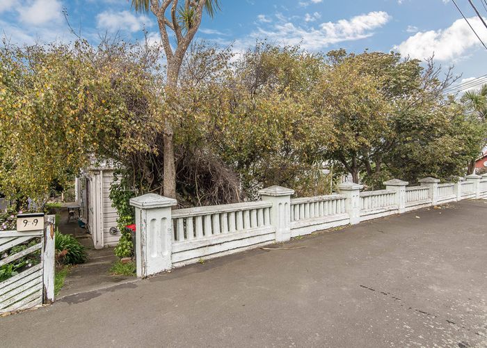  at 99 Queens Drive, Lyall Bay, Wellington