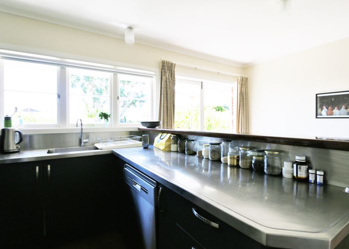  at 2/0 Symonds Street, Onehunga, Auckland