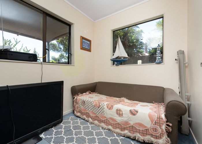  at 6A Cumberland Crescent, Welcome Bay, Tauranga