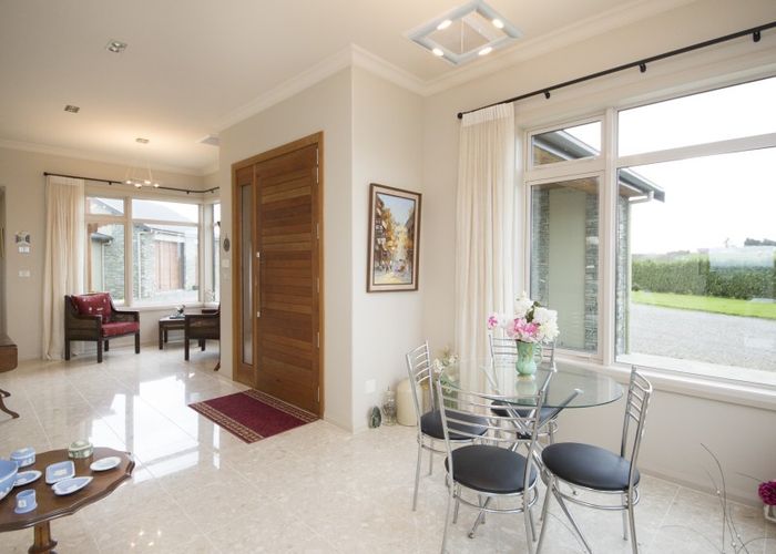  at 52 Sutherland Road, Sanson, Palmerston North