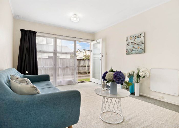  at 7/48 View Road, Mount Eden, Auckland
