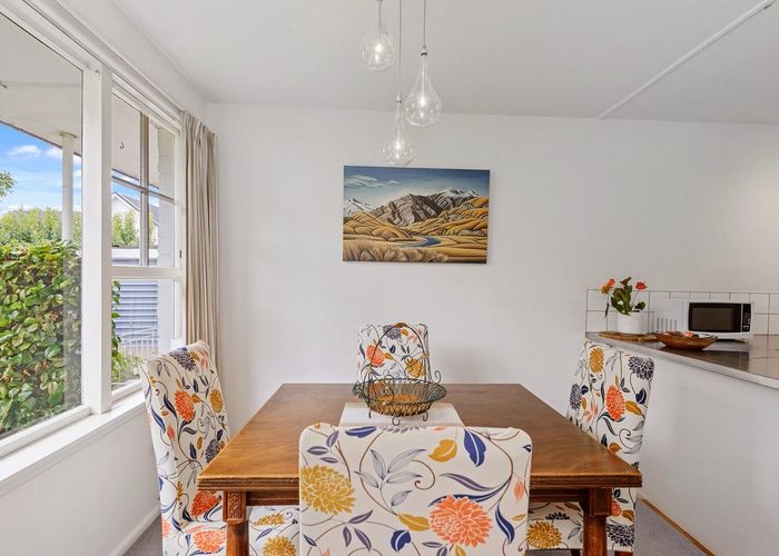 at 2/98 Office Road, Merivale, Christchurch