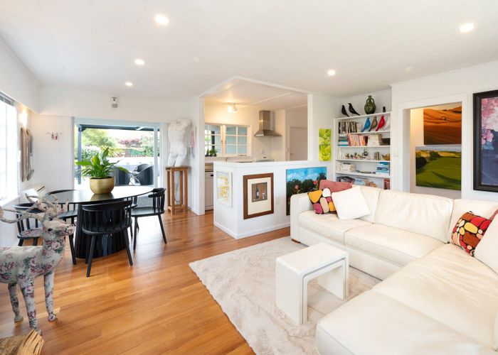  at 8 East Road, Haumoana, Haumoana