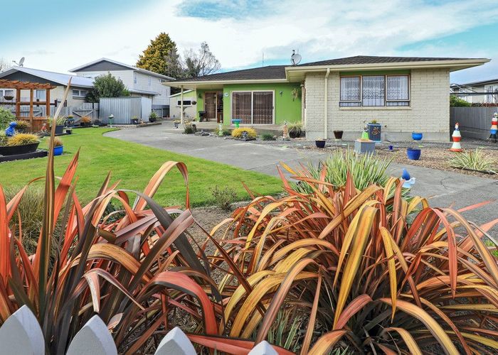  at 3 Yarmouth Road, Flaxmere, Hastings
