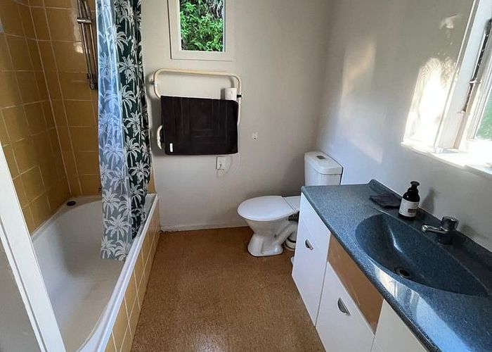  at Brooklyn, Wellington, Wellington