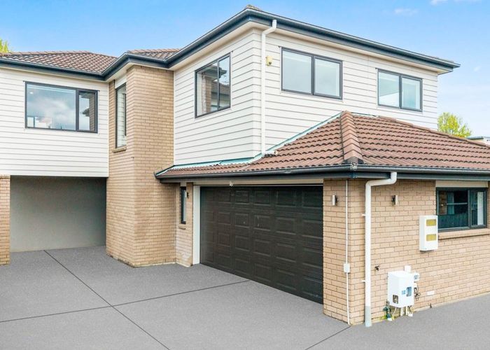  at 42A Seaview Road, Glenfield, Auckland